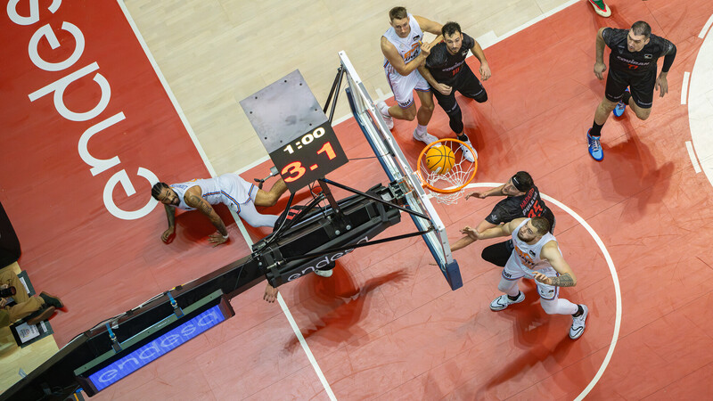 Livingston prende la mecha de la remontada en Fontajau (82-76)