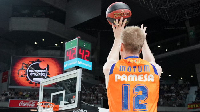 Brock Motum conquista el Concurso de Triples El Corte Inglés