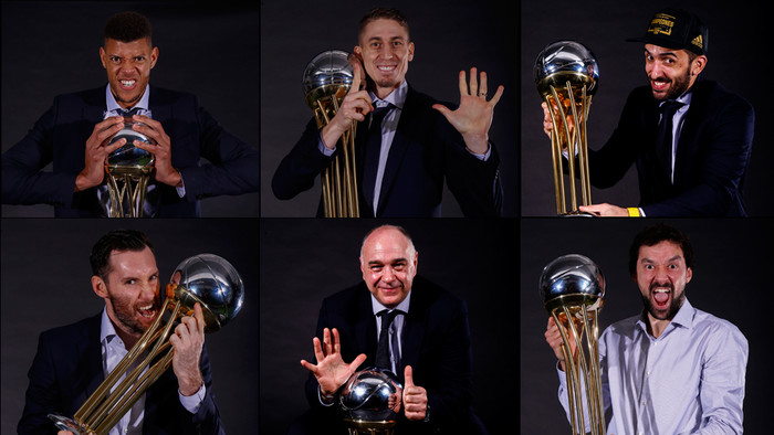 La sesión de fotos de los campeones 